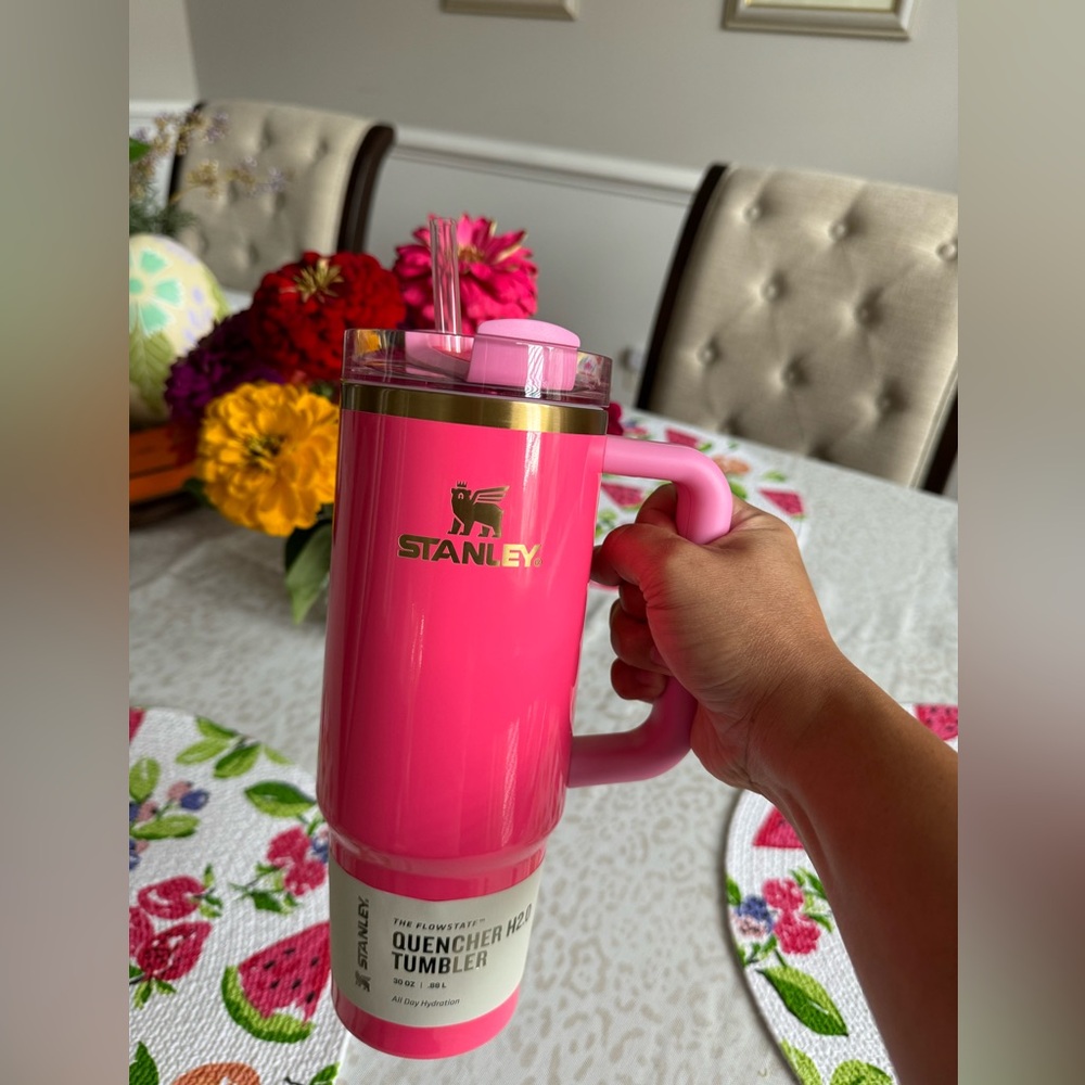 New! Authentic STANLEY 30 OZ The Pink Parade Quencher Tumbler
